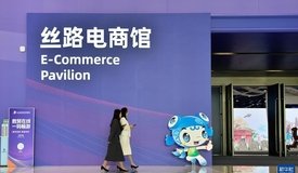 扫描二维码,下载动静新闻